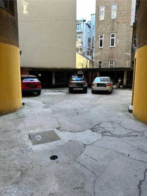 Modern Apartment Centrally Located Zagreb Exterior photo