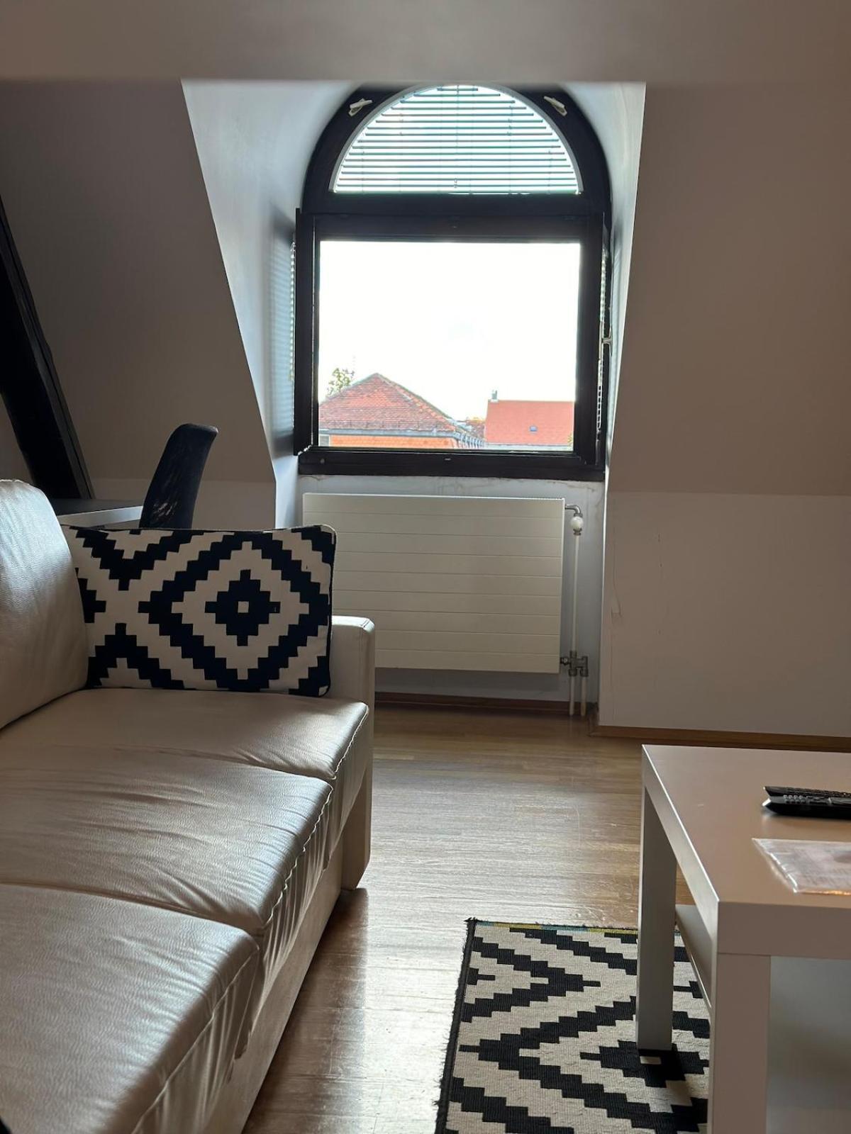 Modern Apartment Centrally Located Zagreb Exterior photo